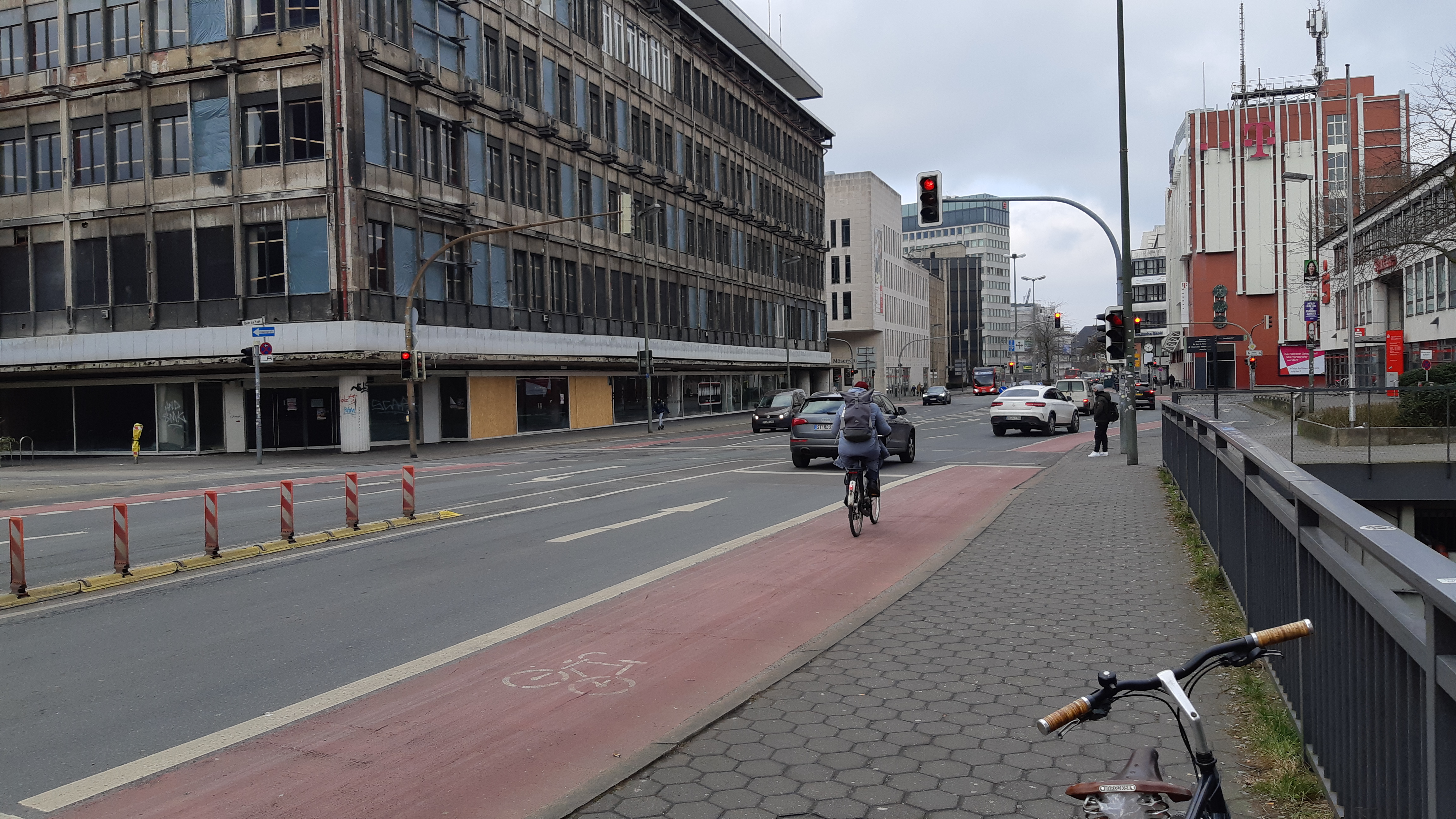 Das Kaufhofgebude